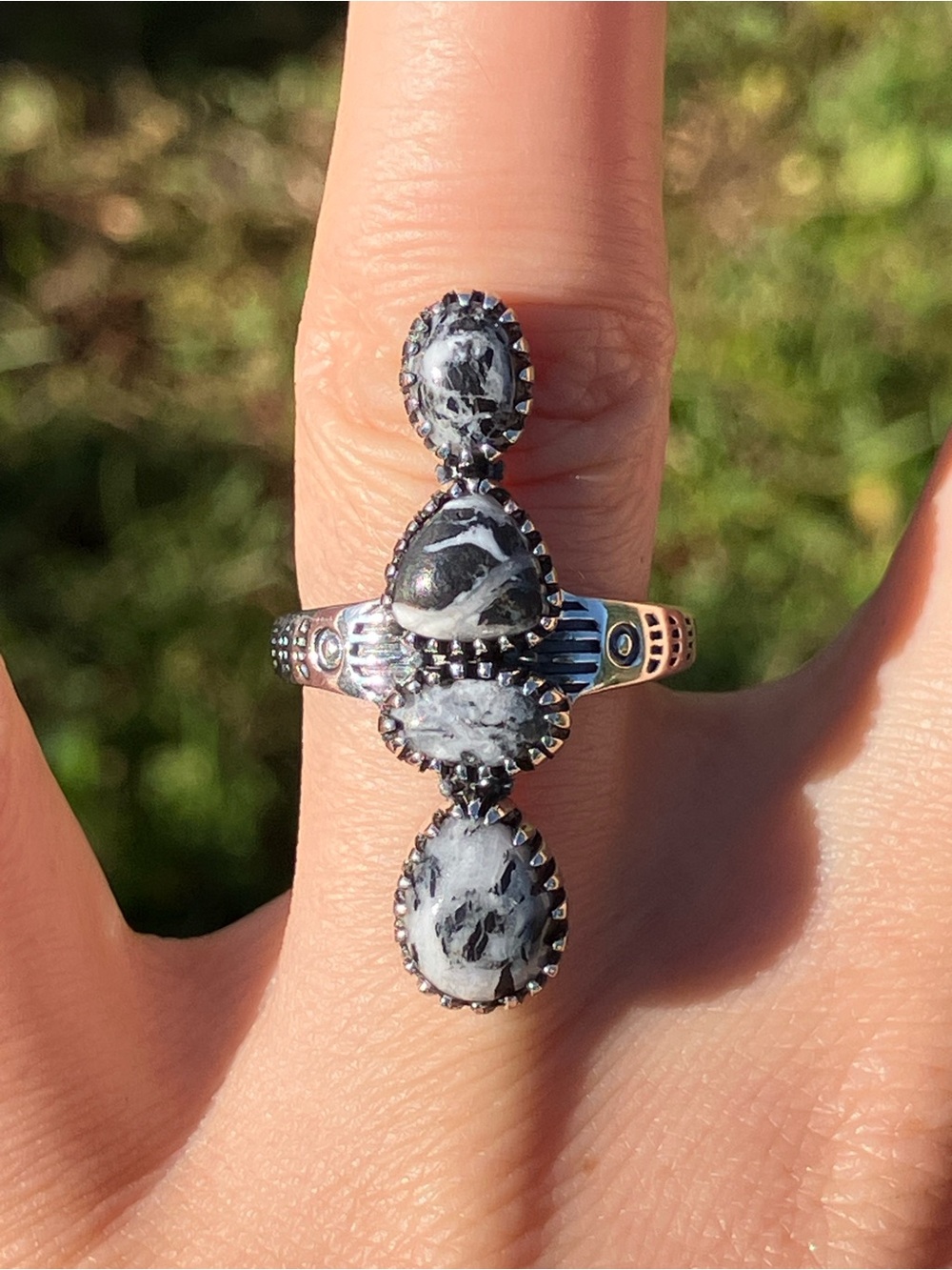 White Buffalo Sterling Silver Ring Size 7